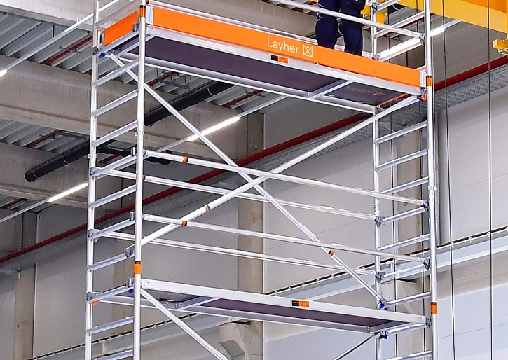 PRONÁJEM A PRODEJ <br>VYBAVENÍ A MATERIÁLU